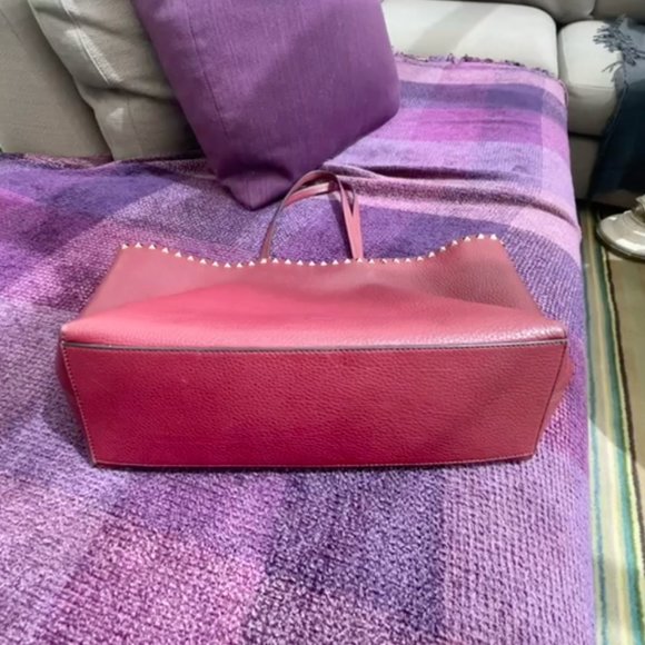 Valentino Garavani Rockstud Tote - Picture 9 of 15